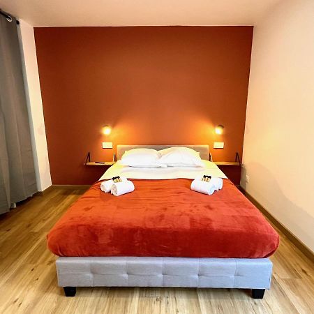 Studio Avec Grande Terrasse Et Parking Privatifs Caen Ngoại thất bức ảnh