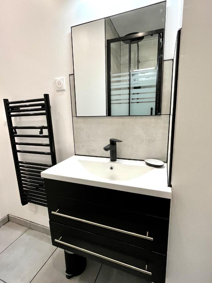 Studio Avec Grande Terrasse Et Parking Privatifs Caen Ngoại thất bức ảnh